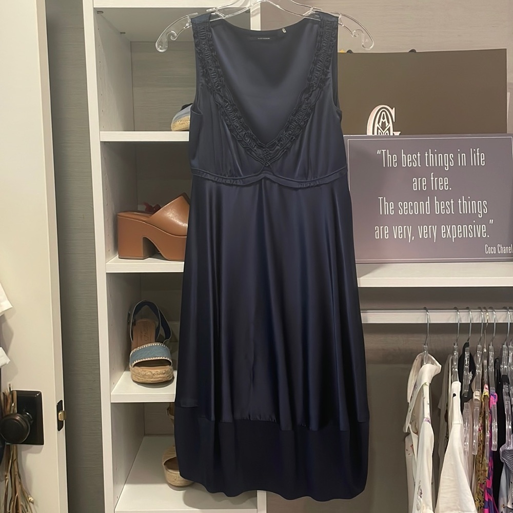 Elie Tahari navy silk mini babydoll dress size 0